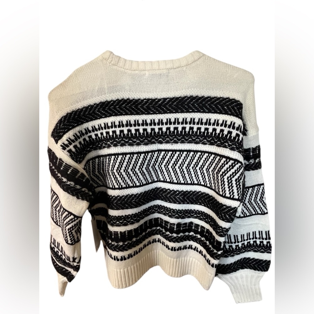 NWT Women’s Dex Sweater in Black and Creamy White in Size XS. - Picture 3 of 12